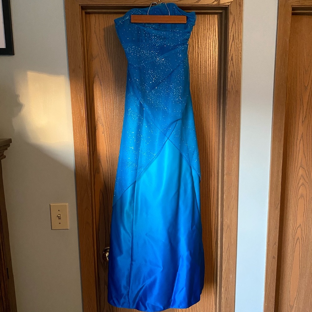 Blue prom dress